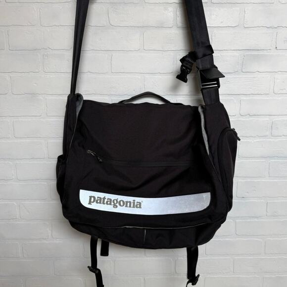 Patagonia Other - Patagonia Critical Mass Black Messenger Laptop Crossbody Bag Luggage